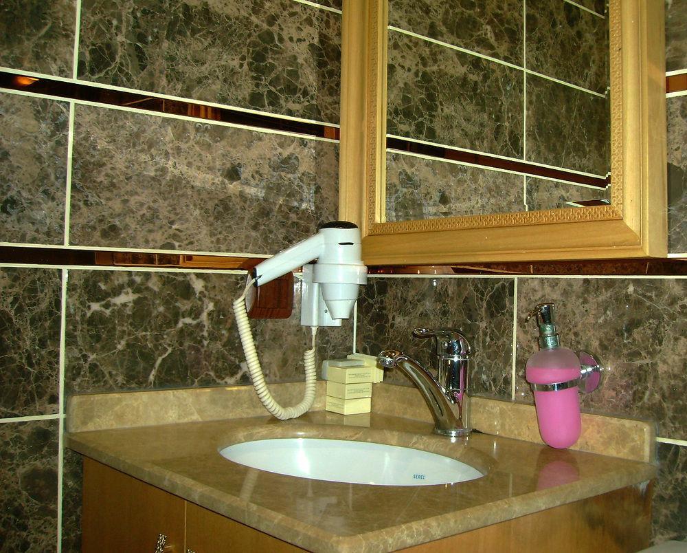 Grand Hisar Hotel Isztambul Kültér fotó