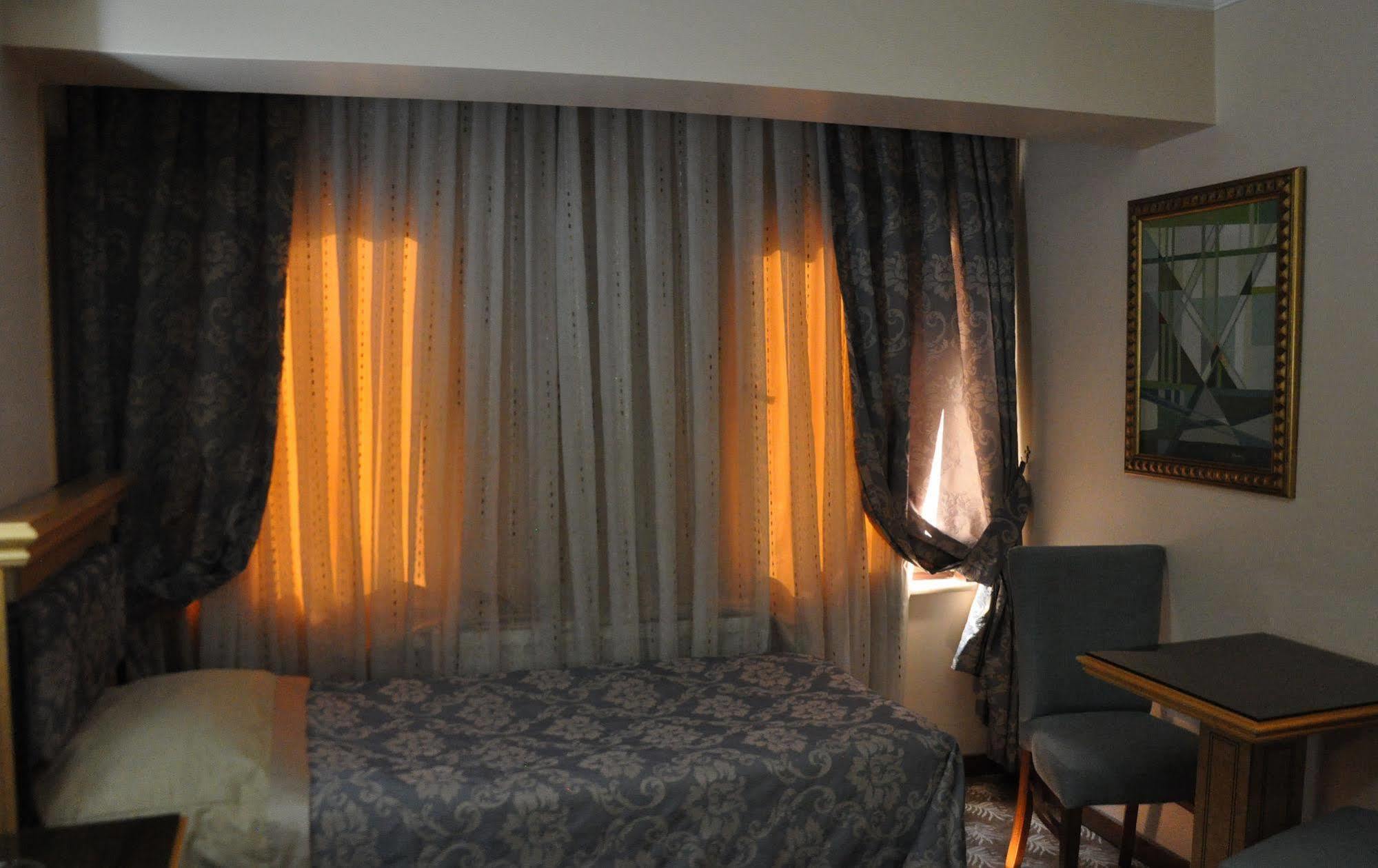 Grand Hisar Hotel Isztambul Kültér fotó